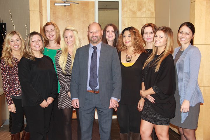 chicago plastic surgeon dr michael horn and his staff